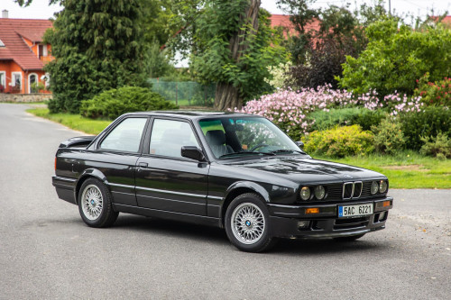 BMW e30 318is BLACK_7