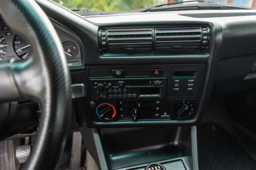 BMW e30 318is RED_23