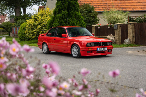 BMW e30 318is RED_3