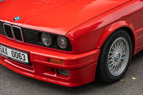 BMW e30 318is RED_37