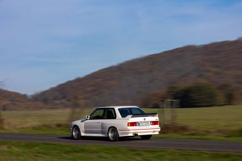 BMW e30 M3 (lightroom)-25