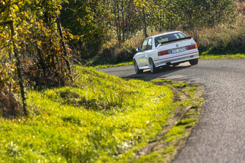 BMW e30 M3 (lightroom)-33