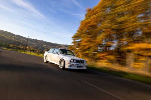 BMW e30 M3 (lightroom)-40