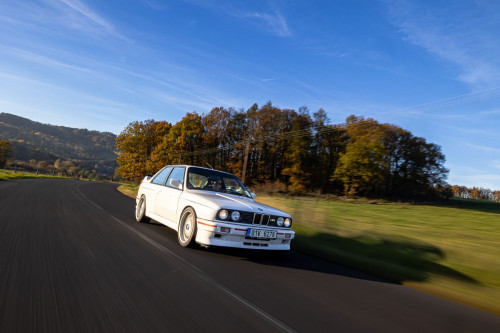 BMW e30 M3 (lightroom)-42