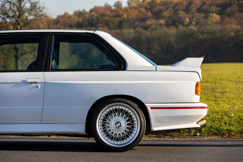 BMW e30 M3 (lightroom)-5