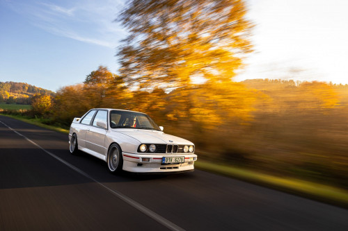 BMW e30 M3 (lightroom)-54