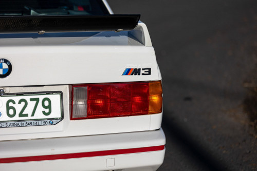 BMW e30 M3 (lightroom)-7
