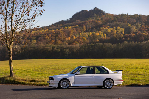 BMW e30 M3 (lightroom)