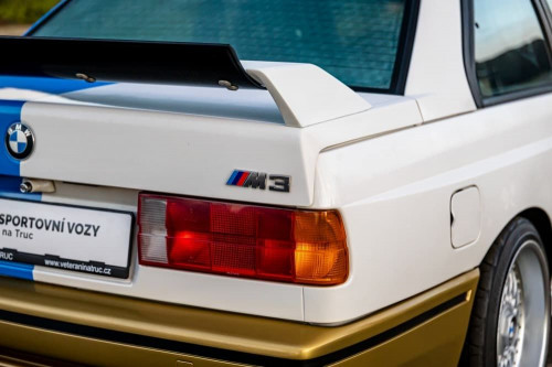 BMW E30 M3 white polep_11