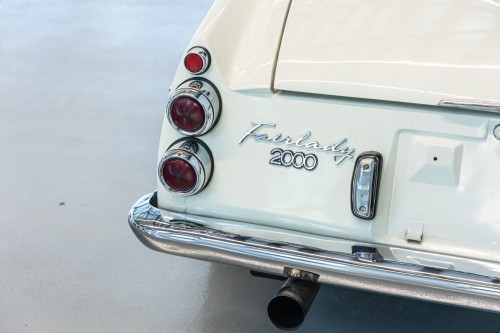 Datsun 2000 Fairlady male_16.JPG