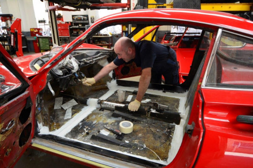 Ferrari 246 Dino restoration (104)