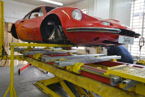Ferrari 246 Dino restoration (52)