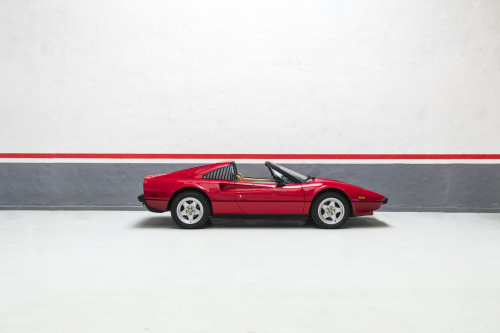 Ferrari 308GTSi_35