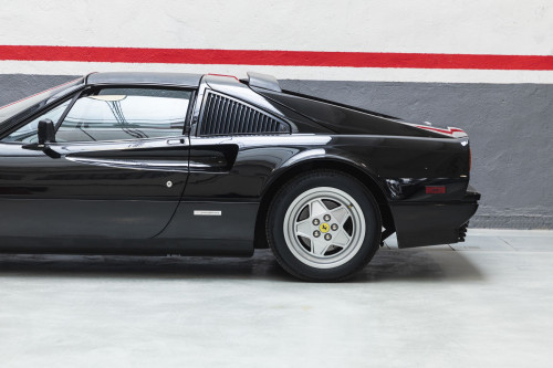 Ferrari 328GTSi_11