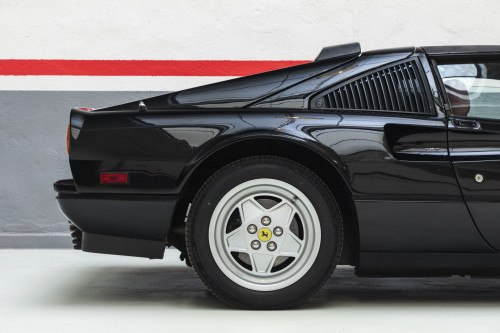 Ferrari 328GTSi_4