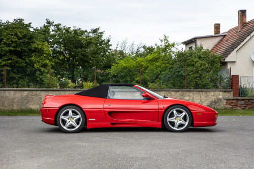 Ferrari 355F1_1