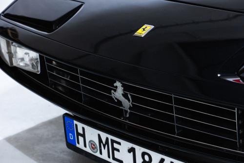 Ferrari 365_15.JPG