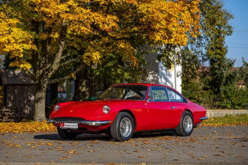 Ferrari 365 2+2_106