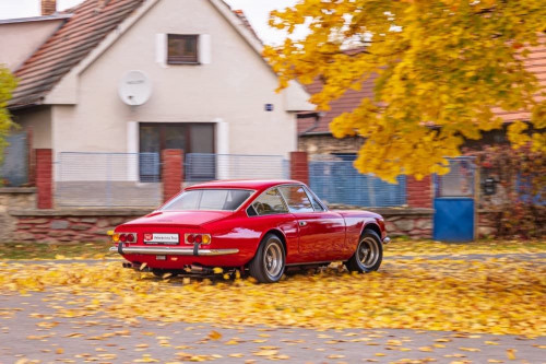 Ferrari 365 2+2_11