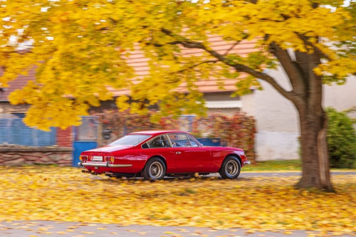 Ferrari 365 2+2_14