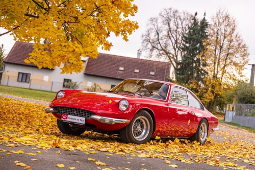 Ferrari 365 2+2_19