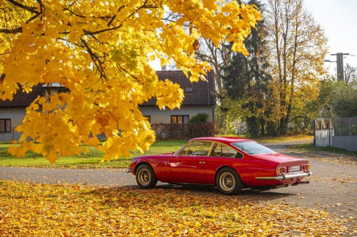 Ferrari 365 2+2_77