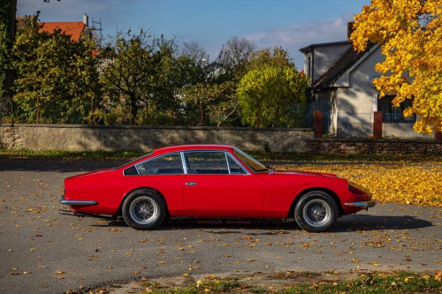Ferrari 365 2+2_94