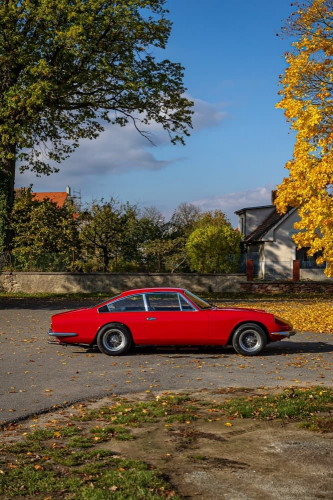 Ferrari 365 2+2_95