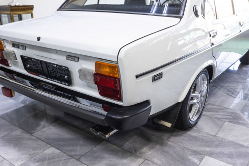 Fiat 131 MiraFiori_1