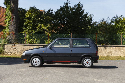 fiat-uno-turbo-auctomobile-11.jpg