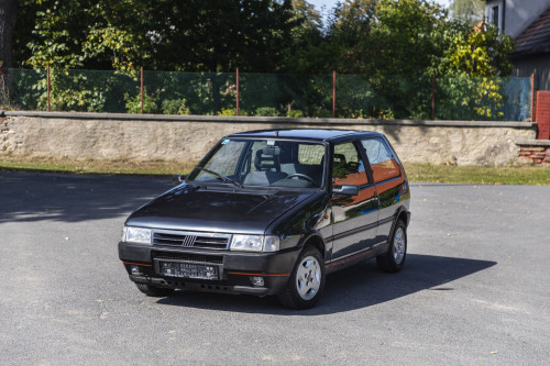 fiat-uno-turbo-auctomobile-19.jpg