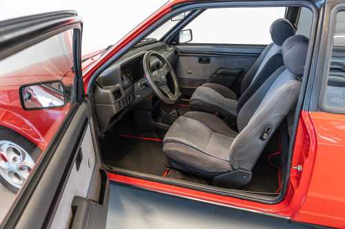 Ford Escort XR3i_25.JPG