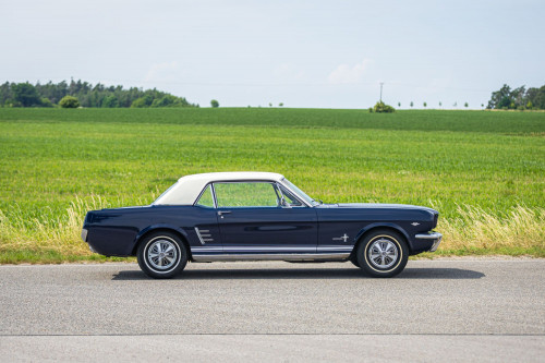 ford-mustang-low-31-qpxp