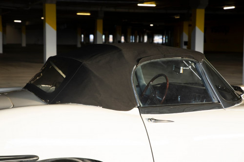 Jaguar E-type convertible bila _1