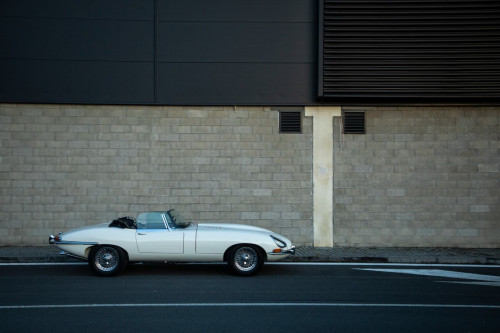 jaguar-e-type-convertible-bila-124-.jpg
