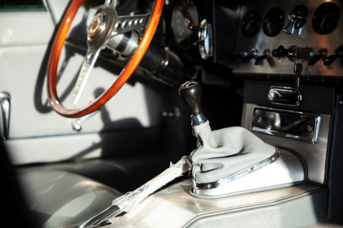 Jaguar E-type convertible bila _54