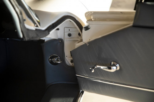 Jaguar E-type convertible bila _55