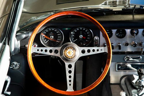 Jaguar E-type convertible bila _58