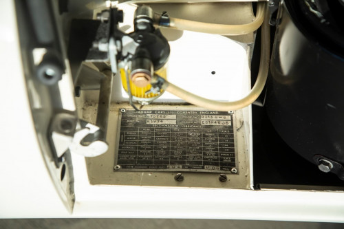 Jaguar E-type convertible bila _70