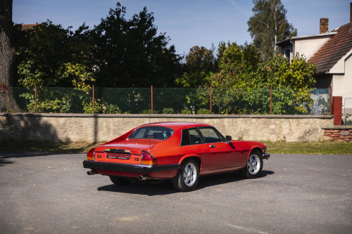 jaguar-xjs-1-auctomobile-32.jpg