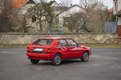 Lancia Delta HF Integrale_32