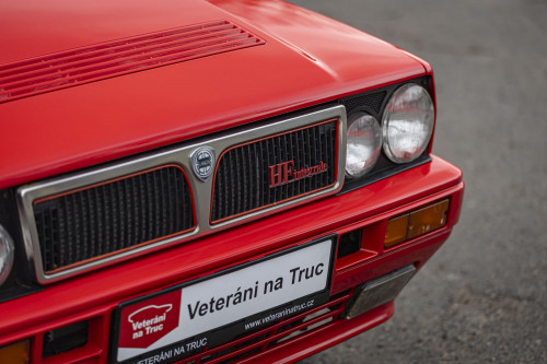 Lancia Delta HF Integrale_61