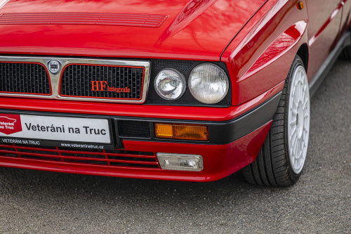Lancia Delta Integrale 8V red_1