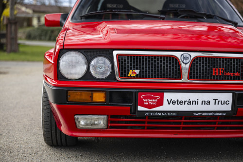 Lancia Delta Integrale 8V red_10