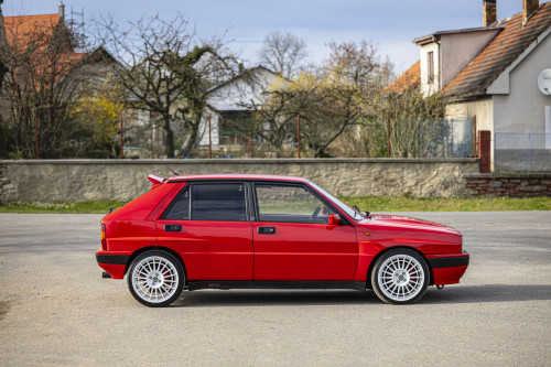 Lancia Delta Integrale 8V red_72