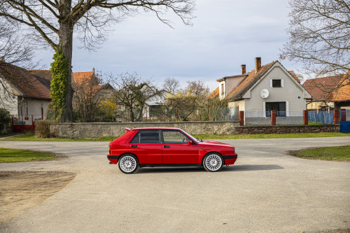 Lancia Delta Integrale 8V red_73