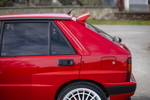 Lancia Delta Integrale 8V red_84