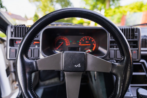 LOW_Alpina V6 GT_20.JPG