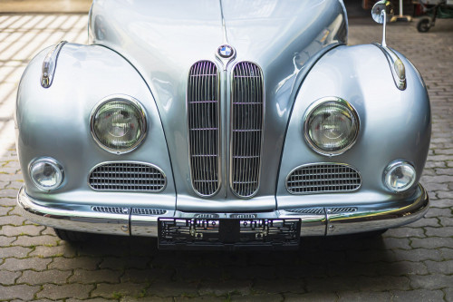low BMW 501_32.JPG