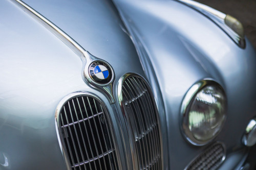 low BMW 501_85.JPG